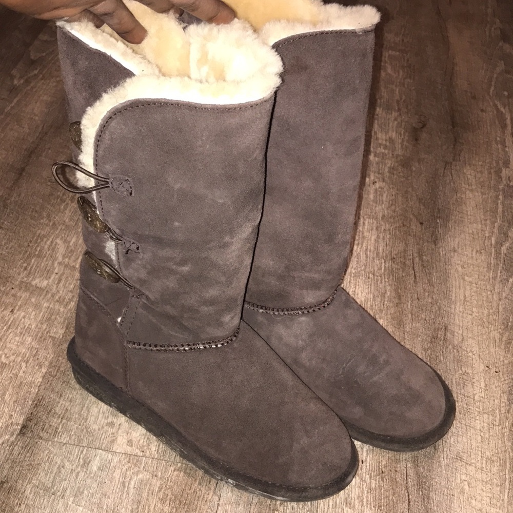 BEARPAW Women's Lauren Winter Boot SZ 8